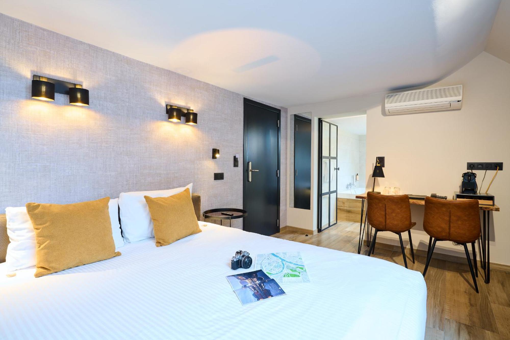 Les Tanneurs Hotel Namur Bagian luar foto