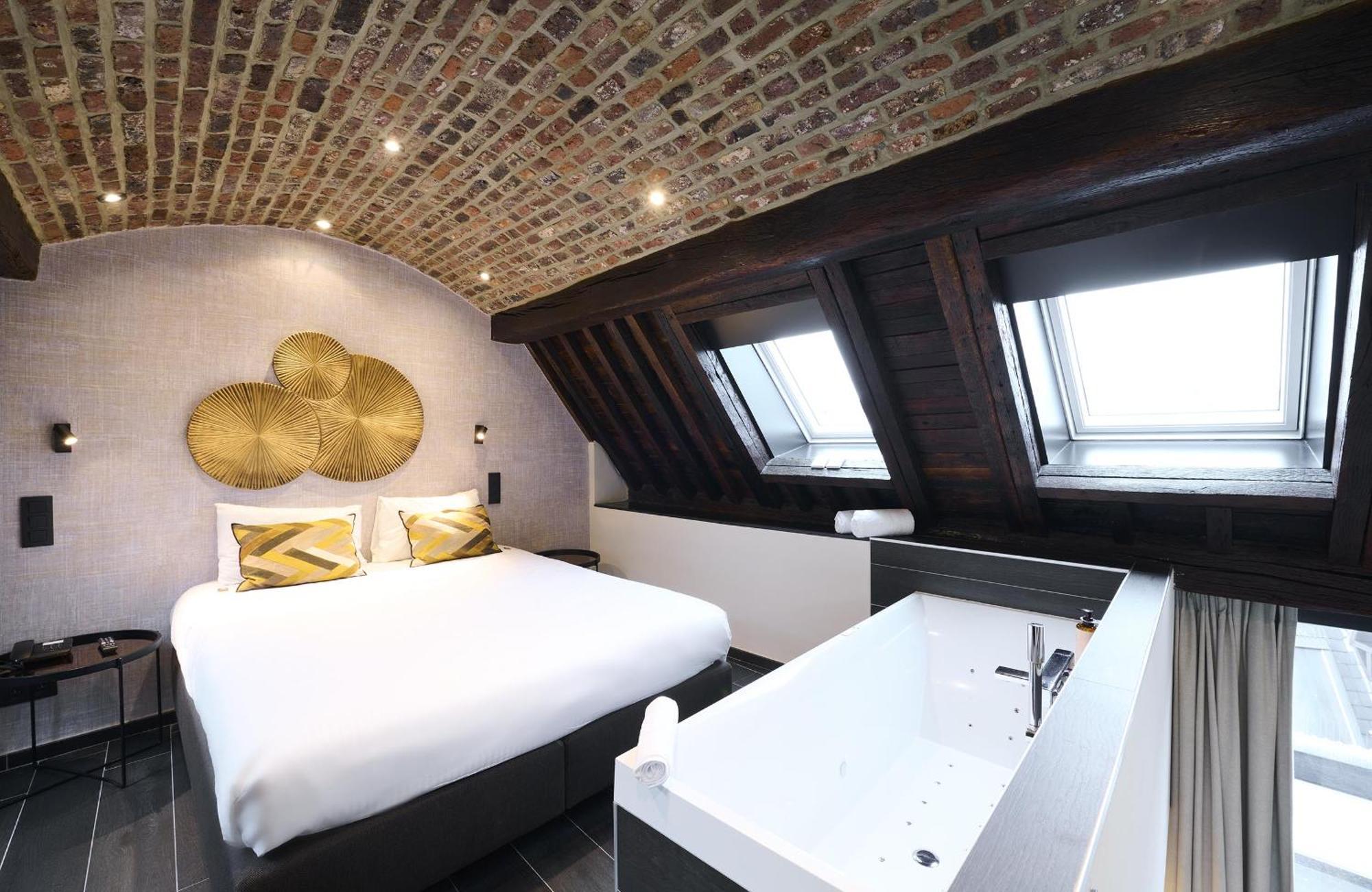 Les Tanneurs Hotel Namur Bagian luar foto